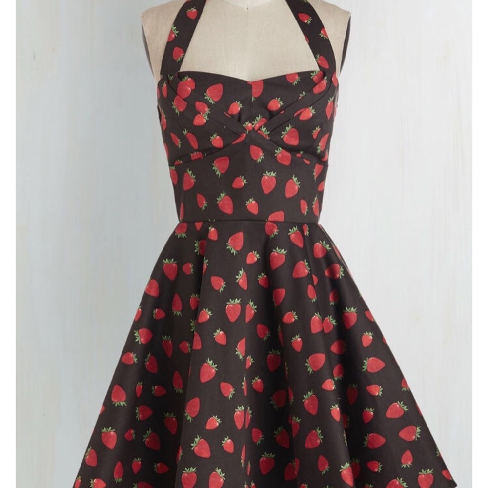 NOT FOR SALE. ISO IN ALL BLACK W/ WHITE POLKA DOTS - Picture 2 of 2